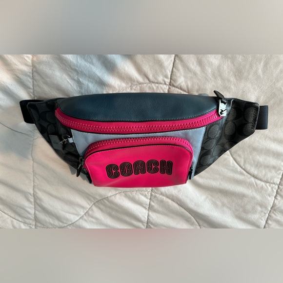 Coach Track Belt Bag In Colorblock Signature Canvas With Coach c8129 - Picture 9 of 10